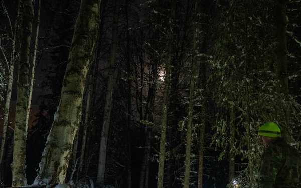 Comfortably numb: Arctic Resiliency Training prepares Airmen for the cold