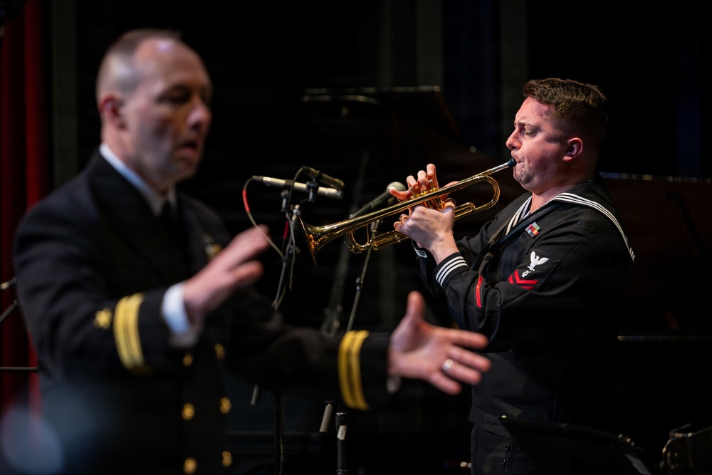 Navy Band Northwest performs holiday concert in Juneau