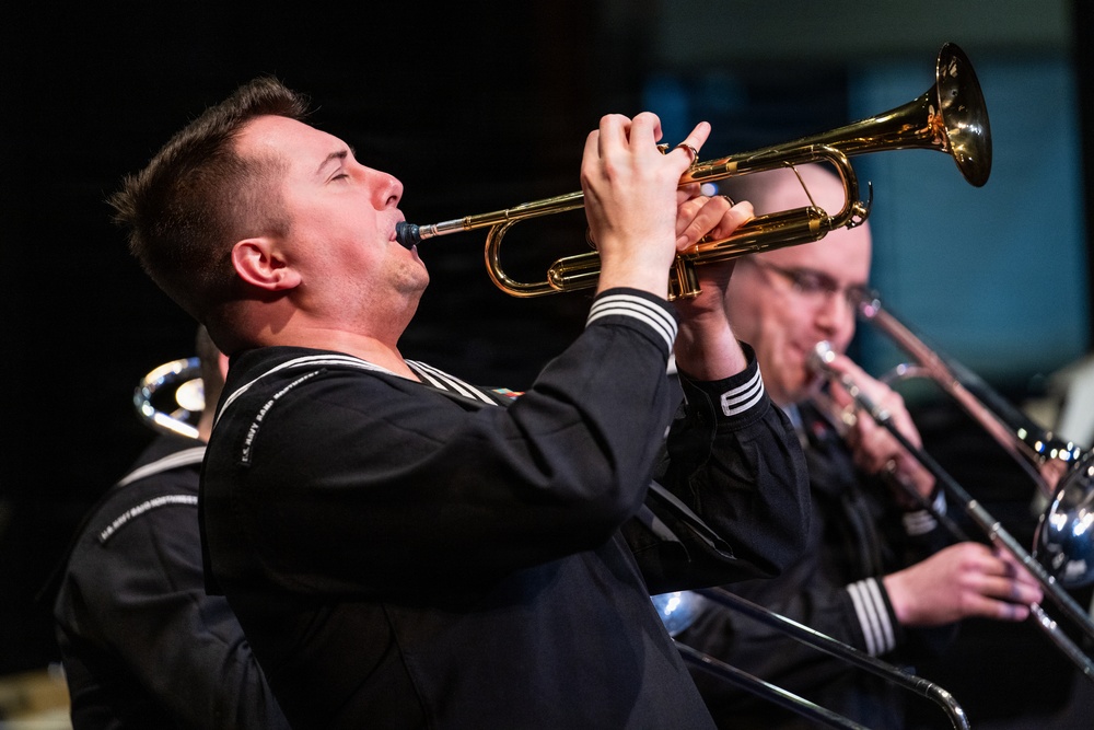 Navy Band Northwest performs holiday concert in Juneau