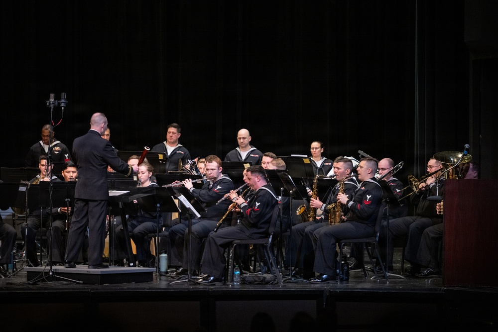 Navy Band Northwest performs holiday concert in Juneau