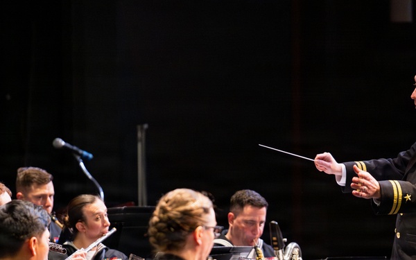 Navy Band Northwest performs holiday concert in Juneau
