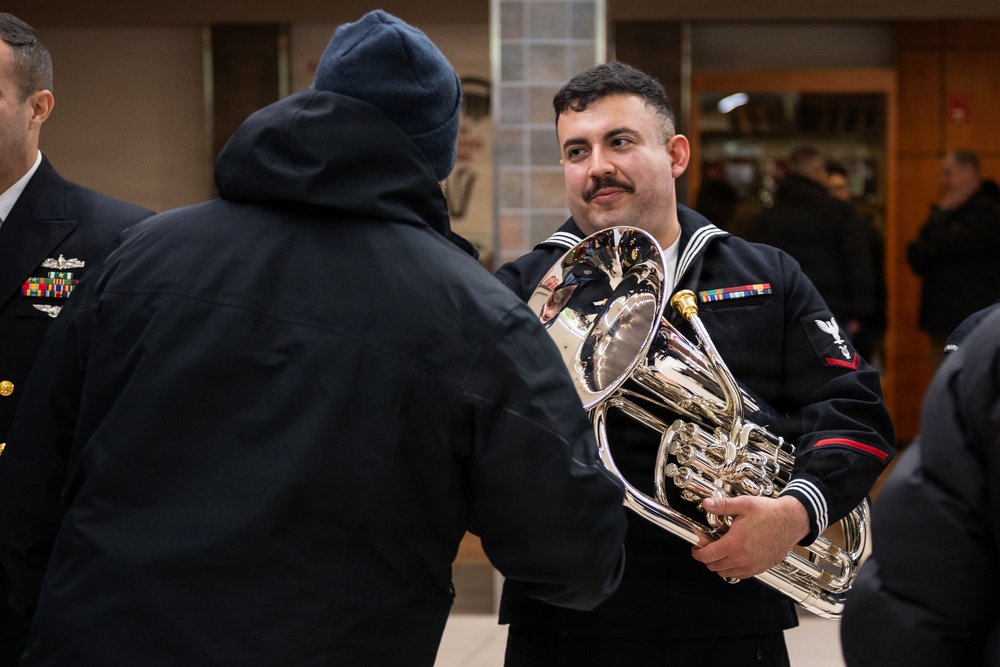 Navy Band Northwest performs holiday concert in Juneau