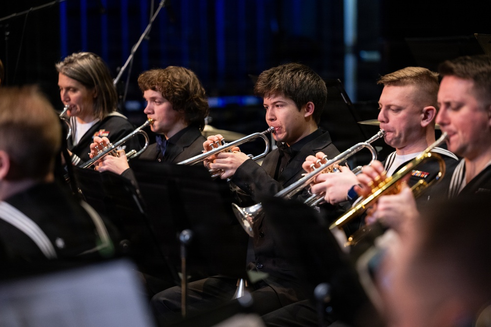 Navy Band Northwest performs holiday concert in Juneau