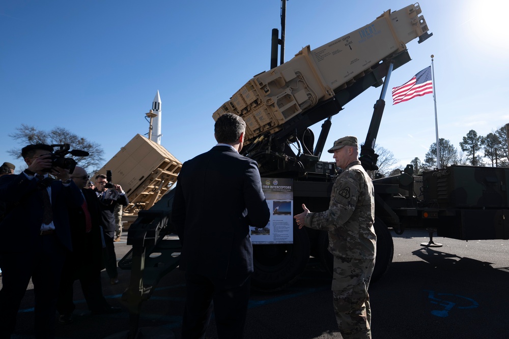 SW Visits Huntsville Defense Facilities, Unveils USSPACECOM Sign