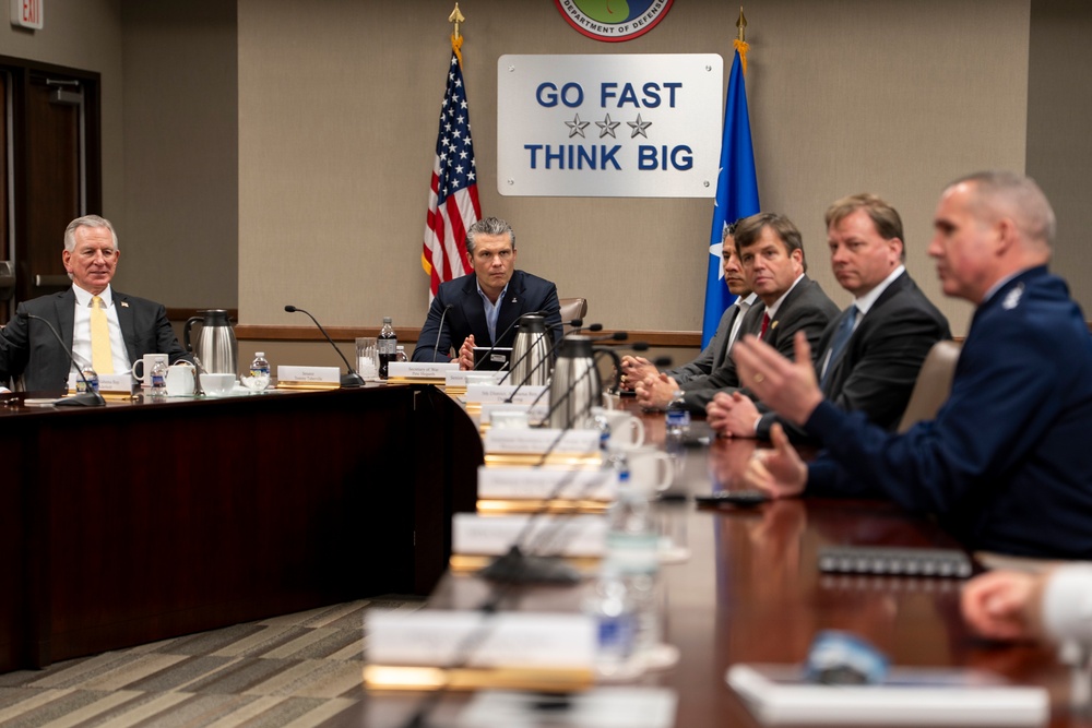 SW Visits Huntsville Defense Facilities, Unveils USSPACECOM Sign