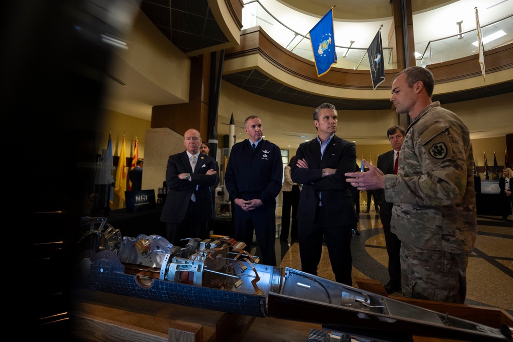 SW Visits Huntsville Defense Facilities, Unveils USSPACECOM Sign
