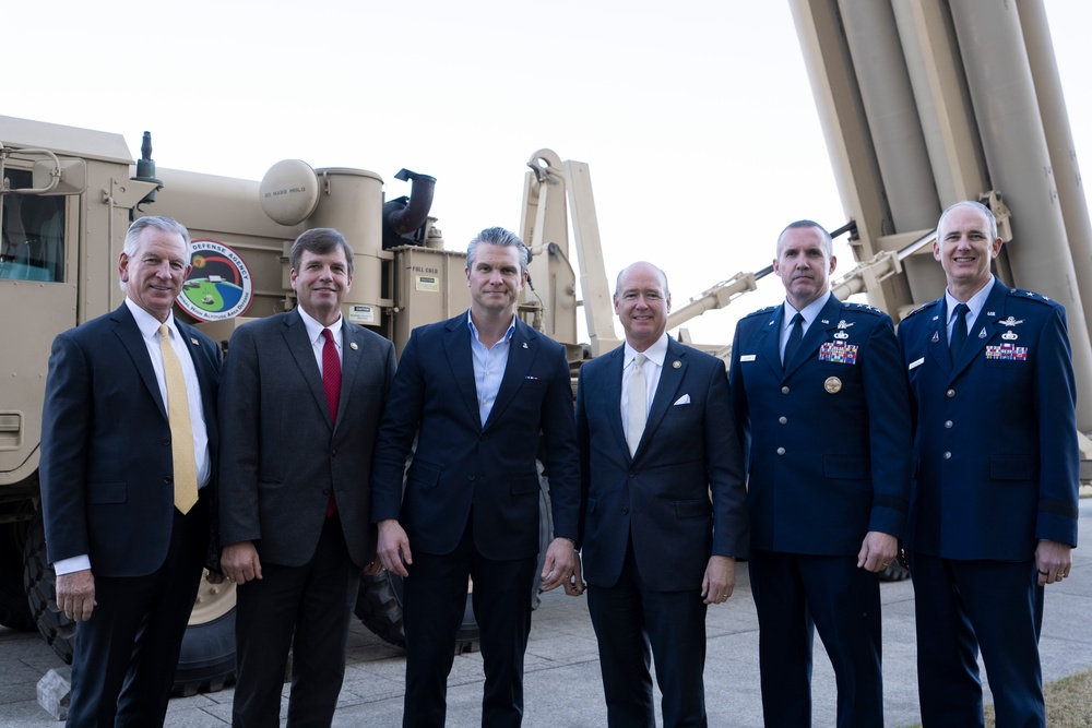 SW Visits Huntsville Defense Facilities, Unveils USSPACECOM Sign