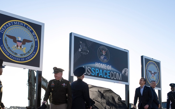 SW Visits Huntsville Defense Facilities, Unveils USSPACECOM Sign