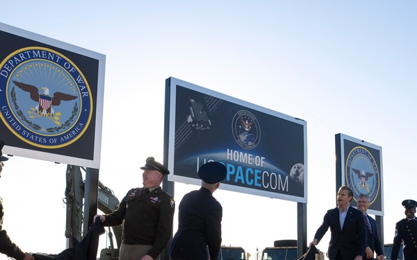 SW Visits Huntsville Defense Facilities, Unveils USSPACECOM Sign