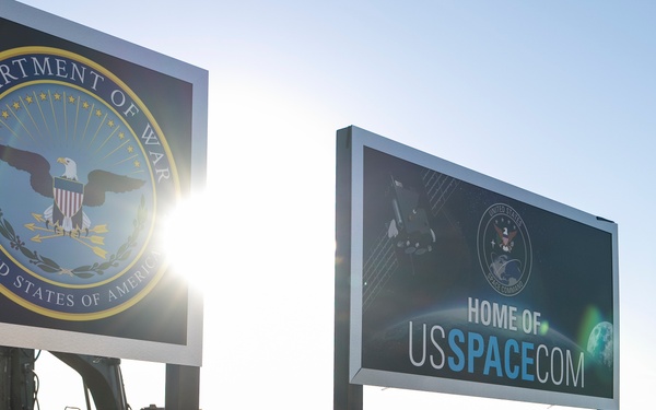 SW Visits Huntsville Defense Facilities, Unveils USSPACECOM Sign