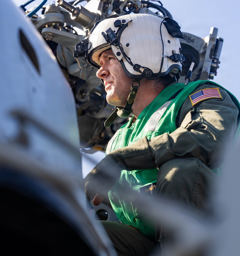 USS Rafael Peralta (DDG 115) Daily Operations