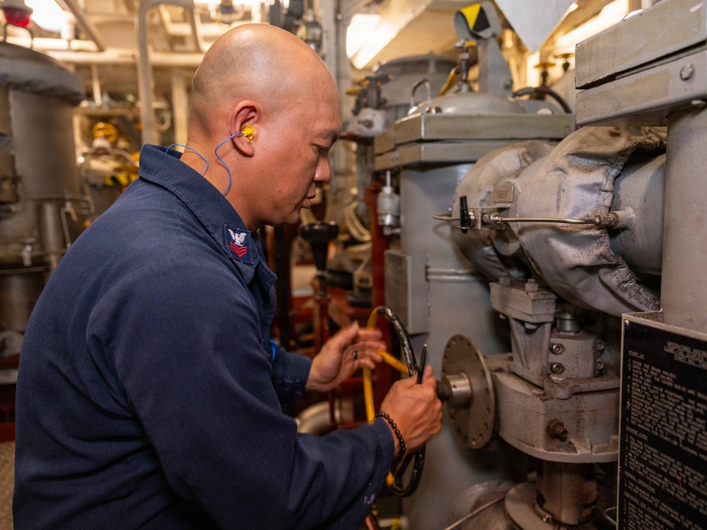 USS Rafael Peralta (DDG 115) Daily Operations