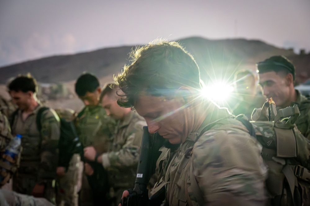 U.S. service members participate in the French Desert Commando Course in Djibouti