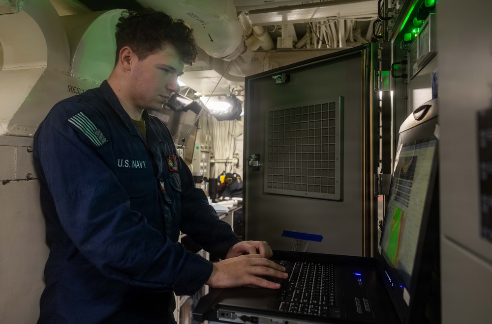 USS Rafael Peralta (DDG 115) Daily Operations