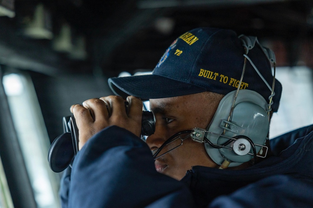 USS Mahan (DDG 72) Routine Operations
