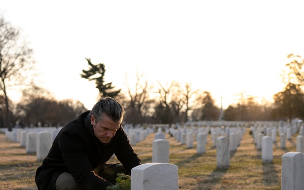 SW Participates in Wreaths Across America Day at ANC
