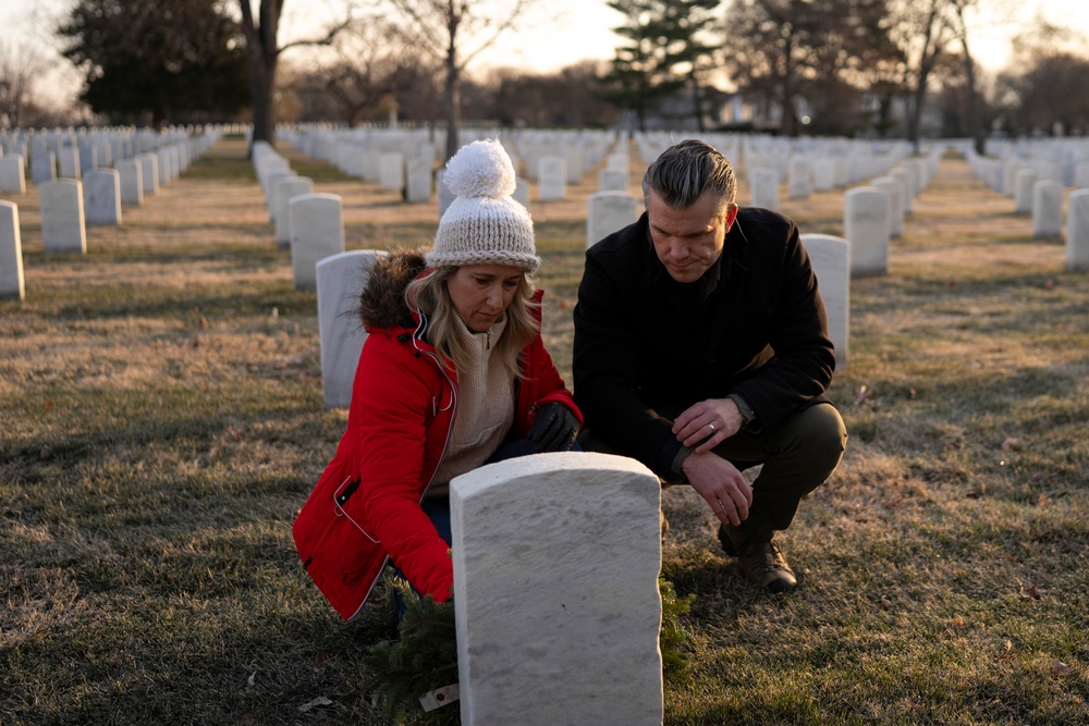 SW Participates in Wreaths Across America Day at ANC