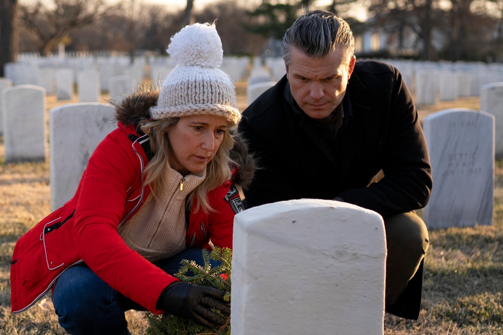 SW Participates in Wreaths Across America Day at ANC