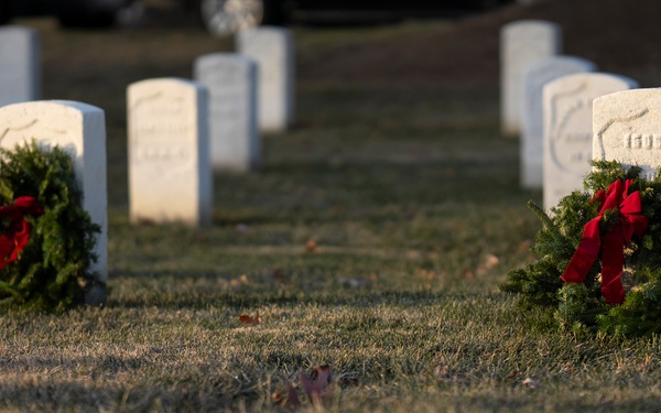 SW Participates in Wreaths Across America Day at ANC