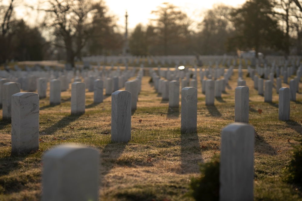SW Participates in Wreaths Across America Day at ANC