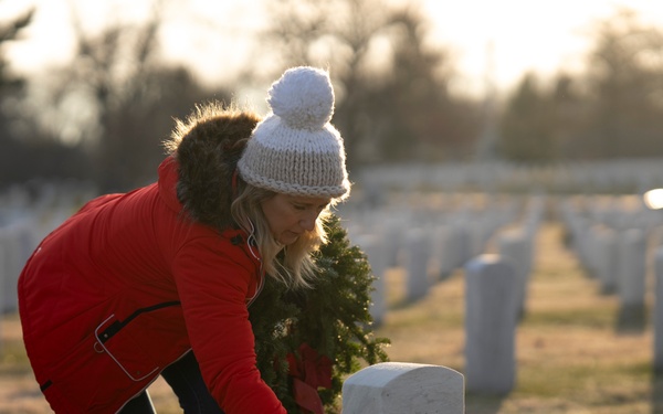 SW Participates in Wreaths Across America Day at ANC