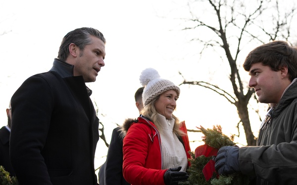 SW Participates in Wreaths Across America Day at ANC