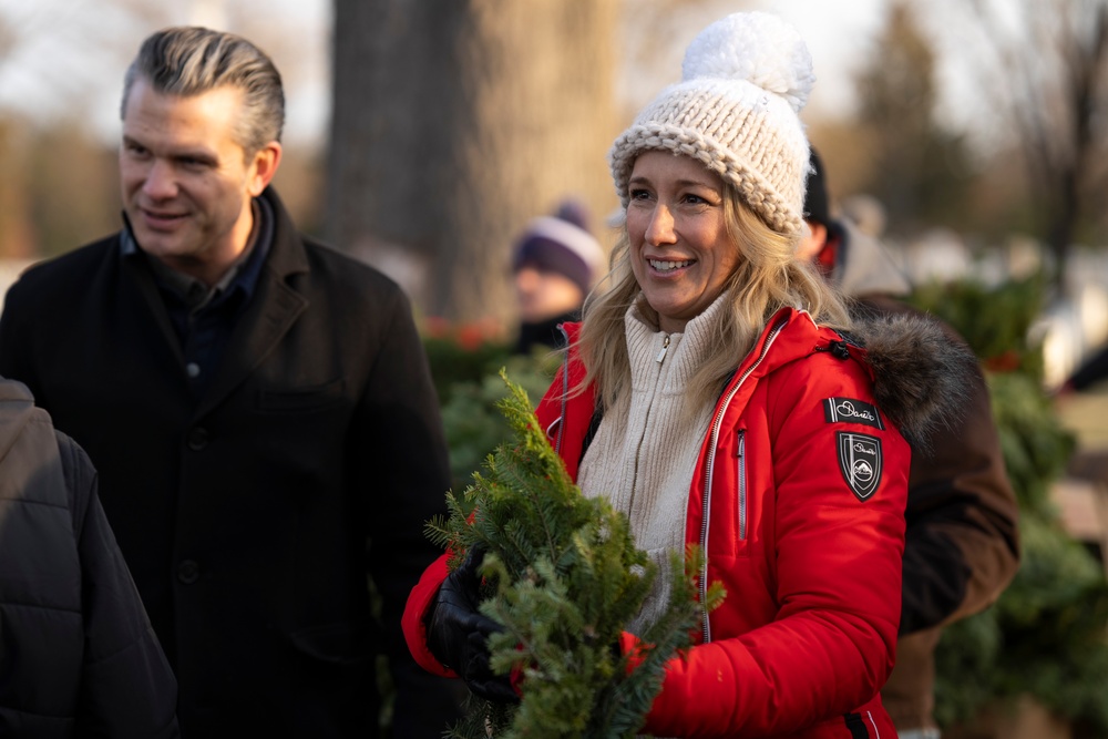 SW Participates in Wreaths Across America Day at ANC