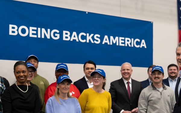SW Visits Huntsville Defense Facilities, Unveils USSPACECOM Sign
