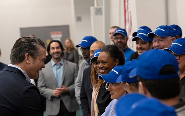 SW Visits Huntsville Defense Facilities, Unveils USSPACECOM Sign