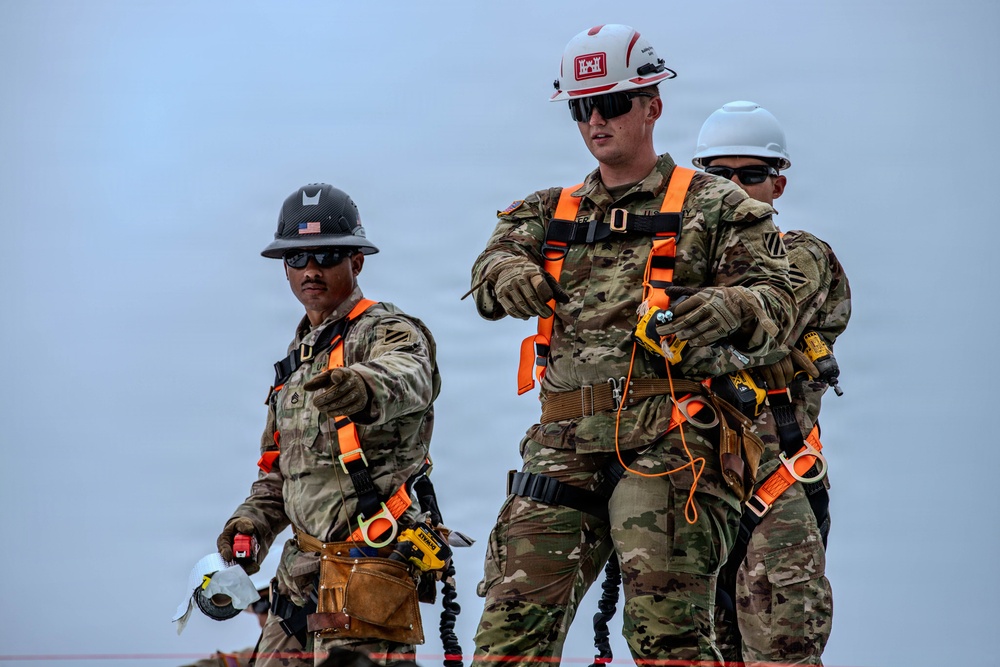 3rd Infantry Division Engineers Repair Panamanian School Roof in Salamanca Community