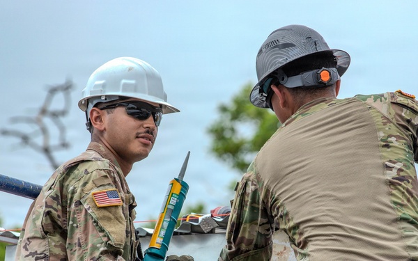3rd Infantry Division Engineers Repair Panamanian School Roof in Salamanca Community