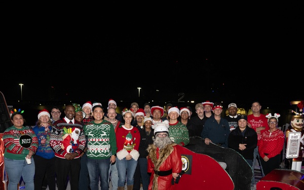 NBSD Commands Compete in Annual Holiday Lights Competition