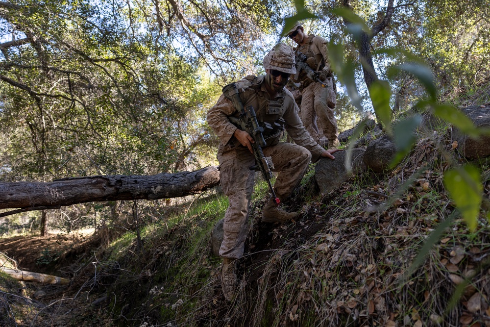 11th MEU Marines, Sailors Conduct Patrol Base Operations