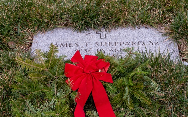 Pa. National Guard participates in Wreaths Across America