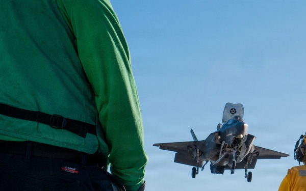 USS Boxer Conducts Flight Operations