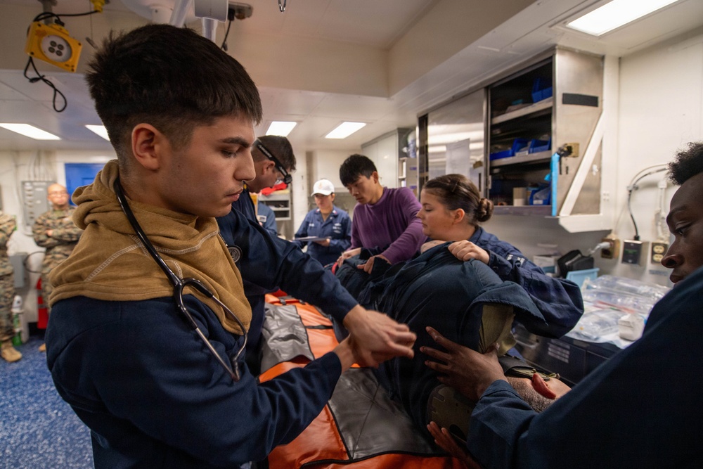 USS Boxer Conducts Medical Drills