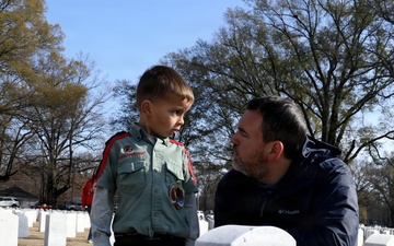 Wreaths Across America Memphis Tennessee