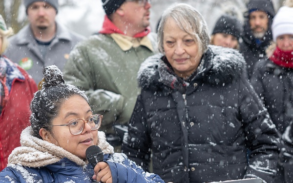 Army, Indy community honor veterans with wreath laying tradition