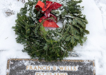 Army, Indy community honor veterans with wreath laying tradition