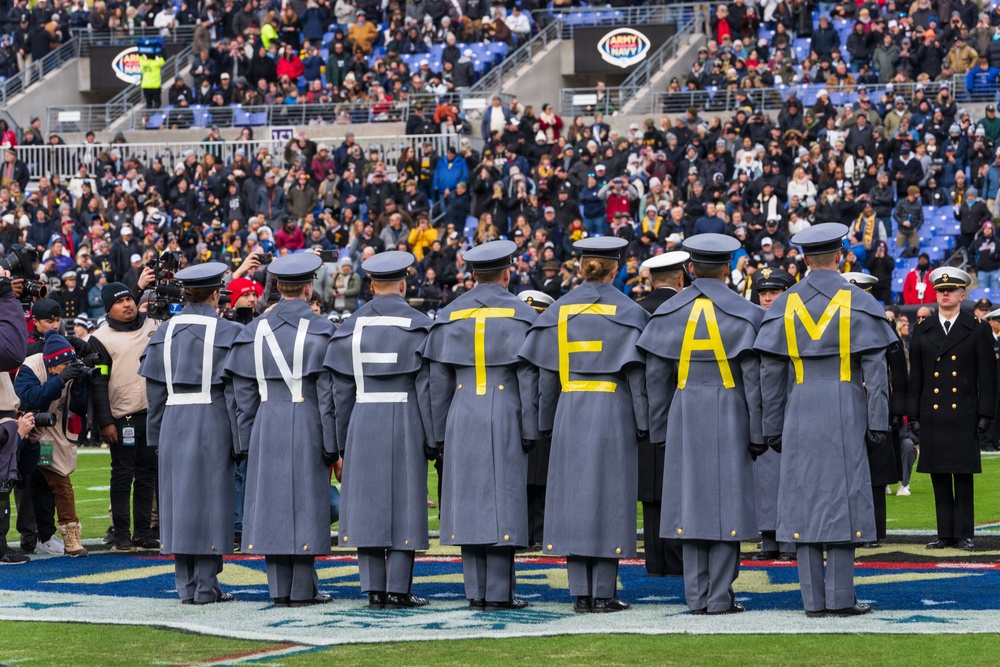 Cadets from the U.S. Military Academy take part in Army Navy game tradition