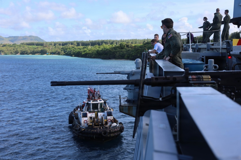 Abraham Lincoln departs Guam