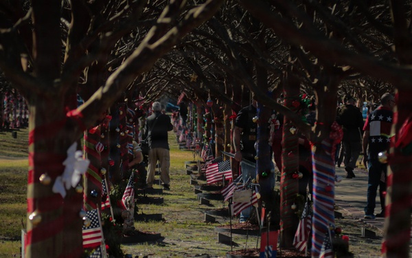 3rd Infantry Division hosts Wreaths for Warriors
