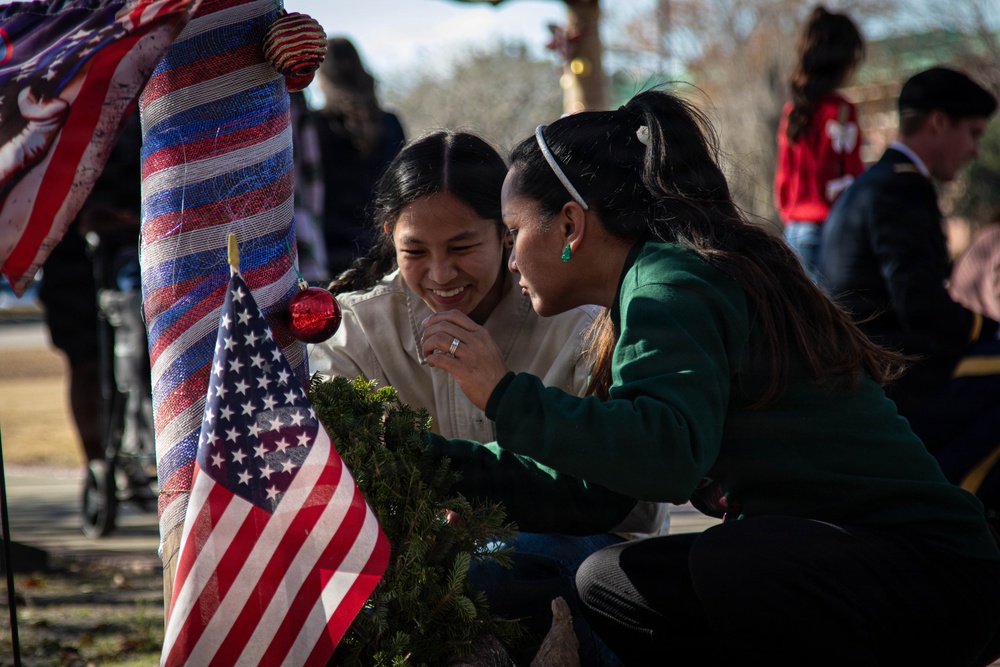 3rd Infantry Division hosts Wreaths for Warriors