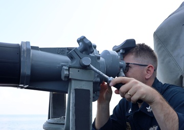 USS Roosevelt (DDG 80) Sails in the Gulf of Oman