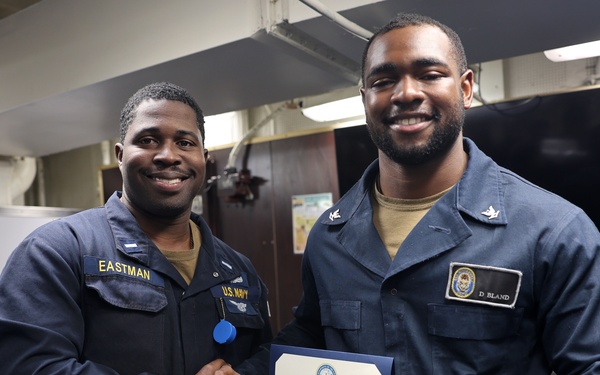 USS Roosevelt (DDG 80) Conducts Reenlistment Ceremony in Jebel-Ali, United Arab Emirates