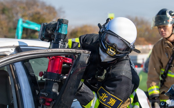 CNRJ Fire and Emergency Services and Ayase City Fire Department Bilateral Training