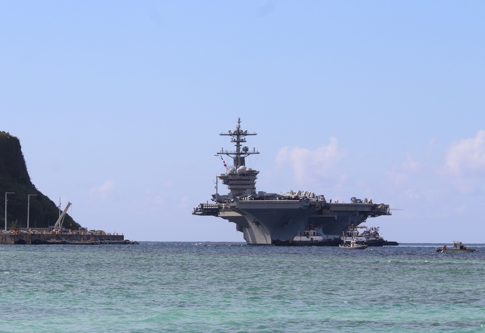 USS Abraham Lincoln (CVN 72) Pulls into Naval Base Guam