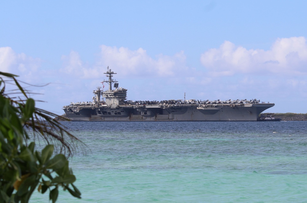 USS Abraham Lincoln (CVN 72) Pulls into Naval Base Guam