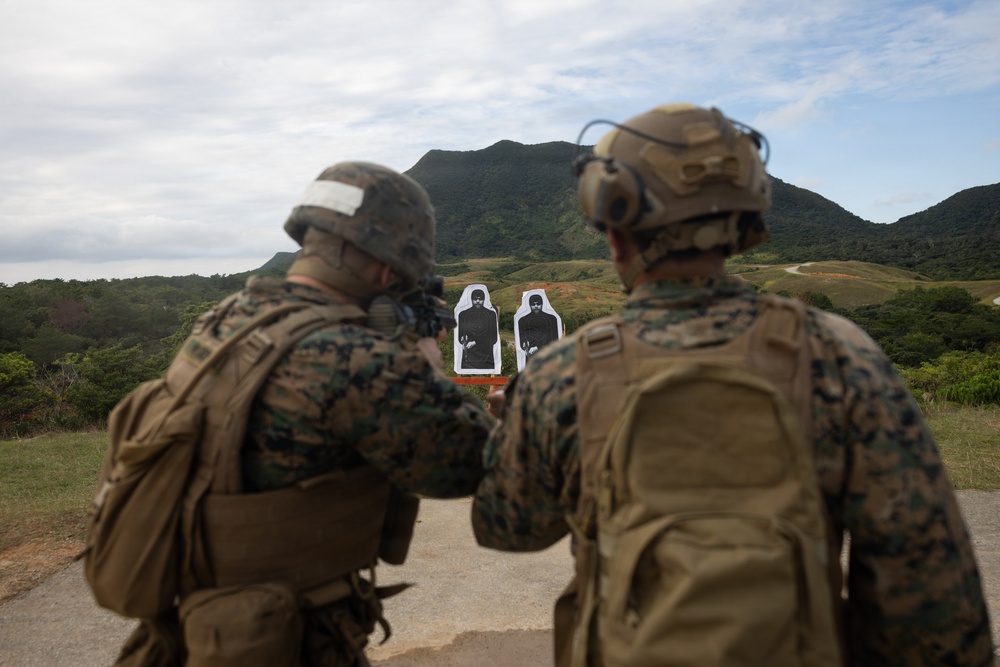 12th LCT Marines Execute a Small Arms Live-Fire Range