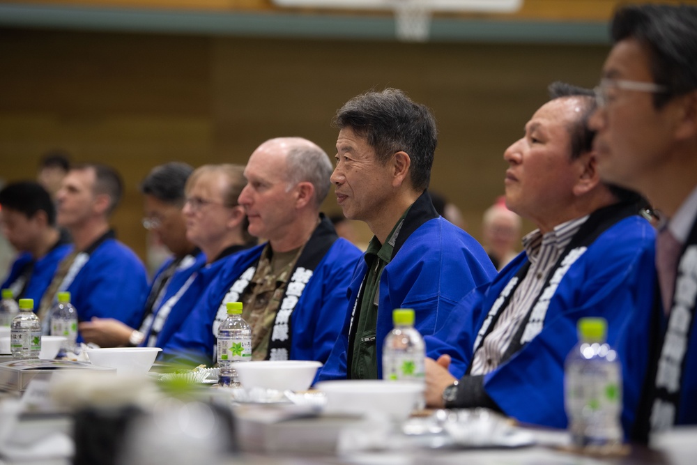 JASDF hosts annual mochi-pounding ceremony